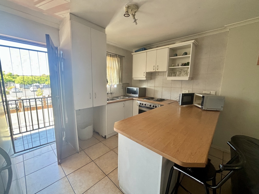 2 Bedroom Property for Sale in Brackenfell South Western Cape